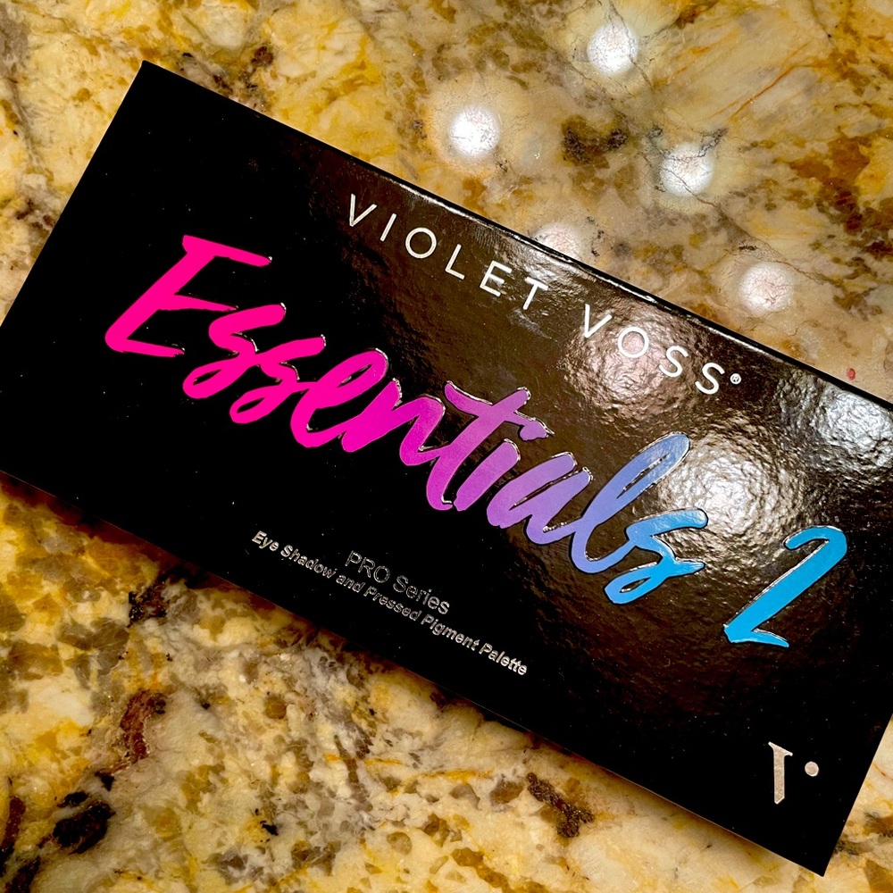 Violet Voss Essentials 2 Eye Shadow Palette